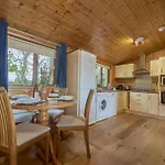 Tatil Evi Buzzard With Hot-tub