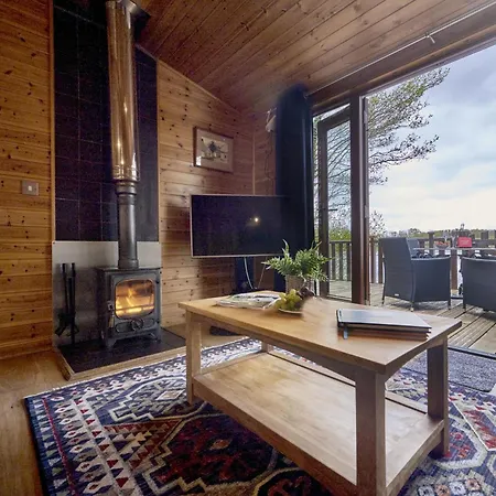 Buzzard With Hot-tub 度假居 卡莱尔