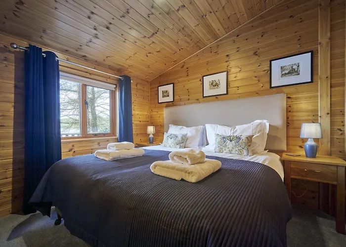 Buzzard With Hot-tub 度假居