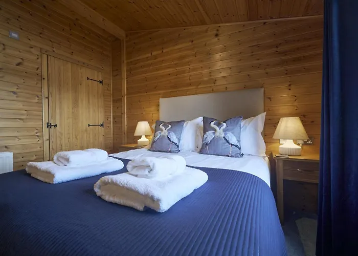 度假居 Buzzard With Hot-tub 卡莱尔